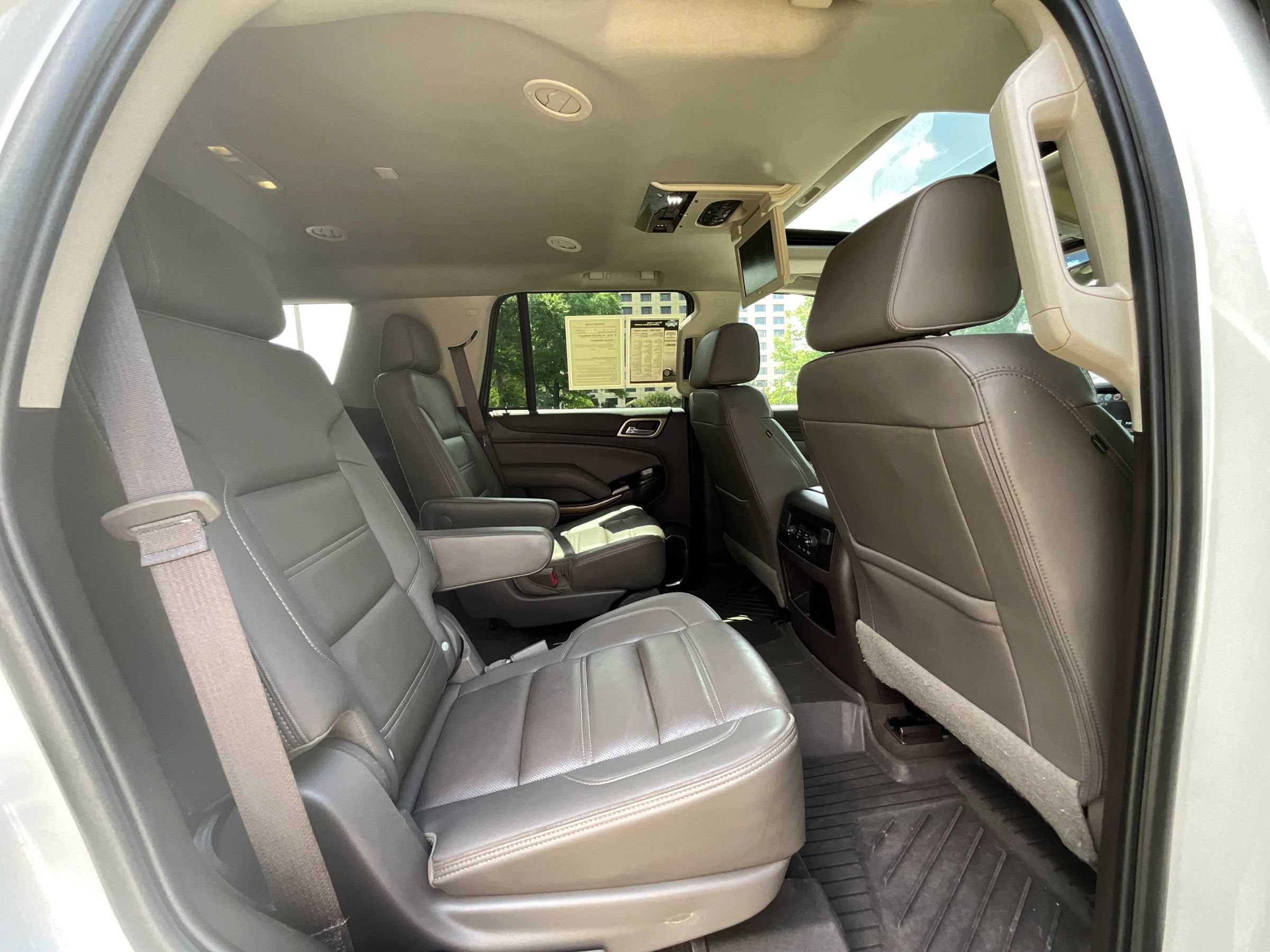 Used 2020 GMC Yukon Denali w/ Open Road Package RWD image 18