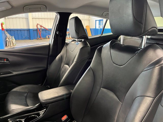 Used 2017 Toyota Prius Four FWD image 24