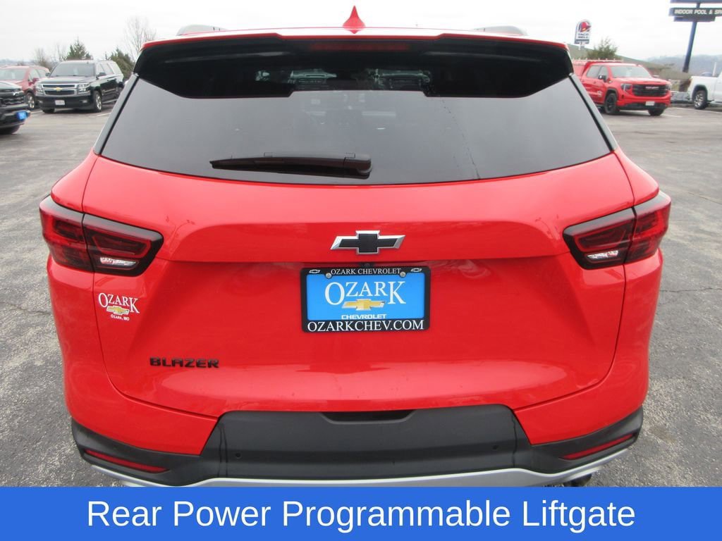 Used 2024 Chevrolet Blazer LT w/ Convenience Package image 4