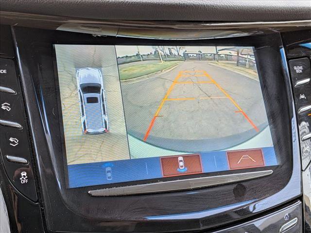 Used 2020 Cadillac Escalade ESV Premium Luxury image 14