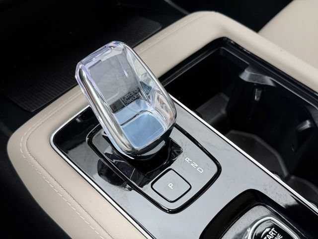 Certified 2026 Volvo XC90 B6 Plus w/ Protection Package Premier AWD/4WD image 30