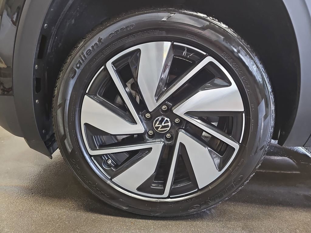 Used 2024 Volkswagen Atlas SE FWD image 34