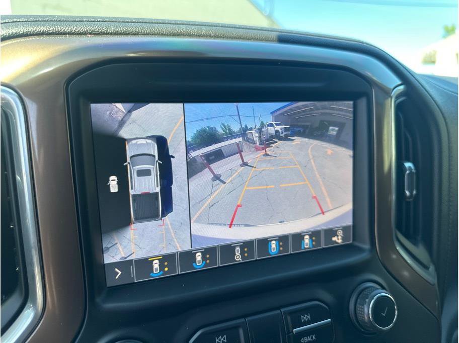 Used 2019 Chevrolet Silverado 1500 High Country w/ Technology Package AWD/4WD image 23