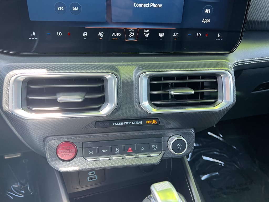Used 2025 Ford Mustang Premium RWD image 24