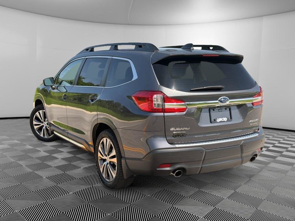 Used 2022 Subaru Ascent Limited w/ Technology Package AWD/4WD image 2