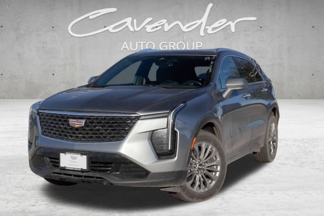 Used 2024 Cadillac XT4 Premium Luxury image 1