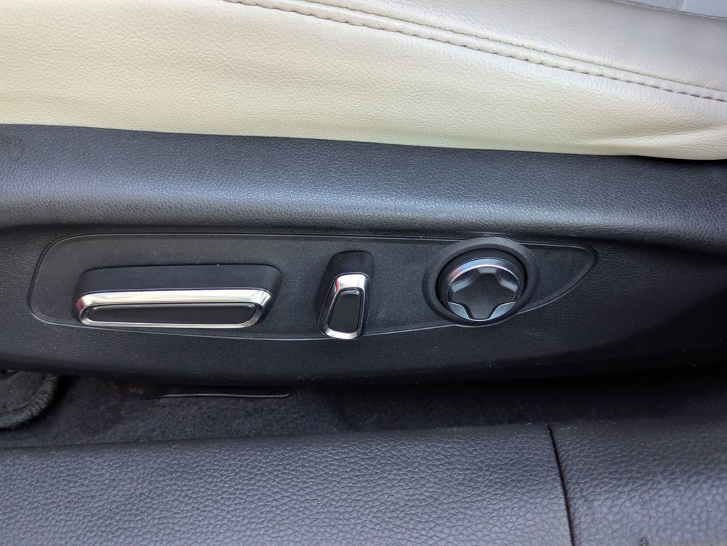 Used 2023 Acura Integra A-Spec image 18