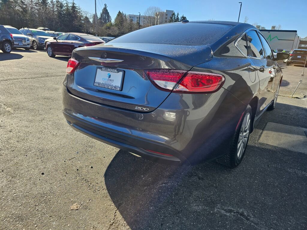 Used 2015 Chrysler 200 LX FWD image 7