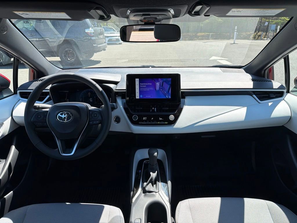 Used 2026 Toyota Corolla SE FWD image 8