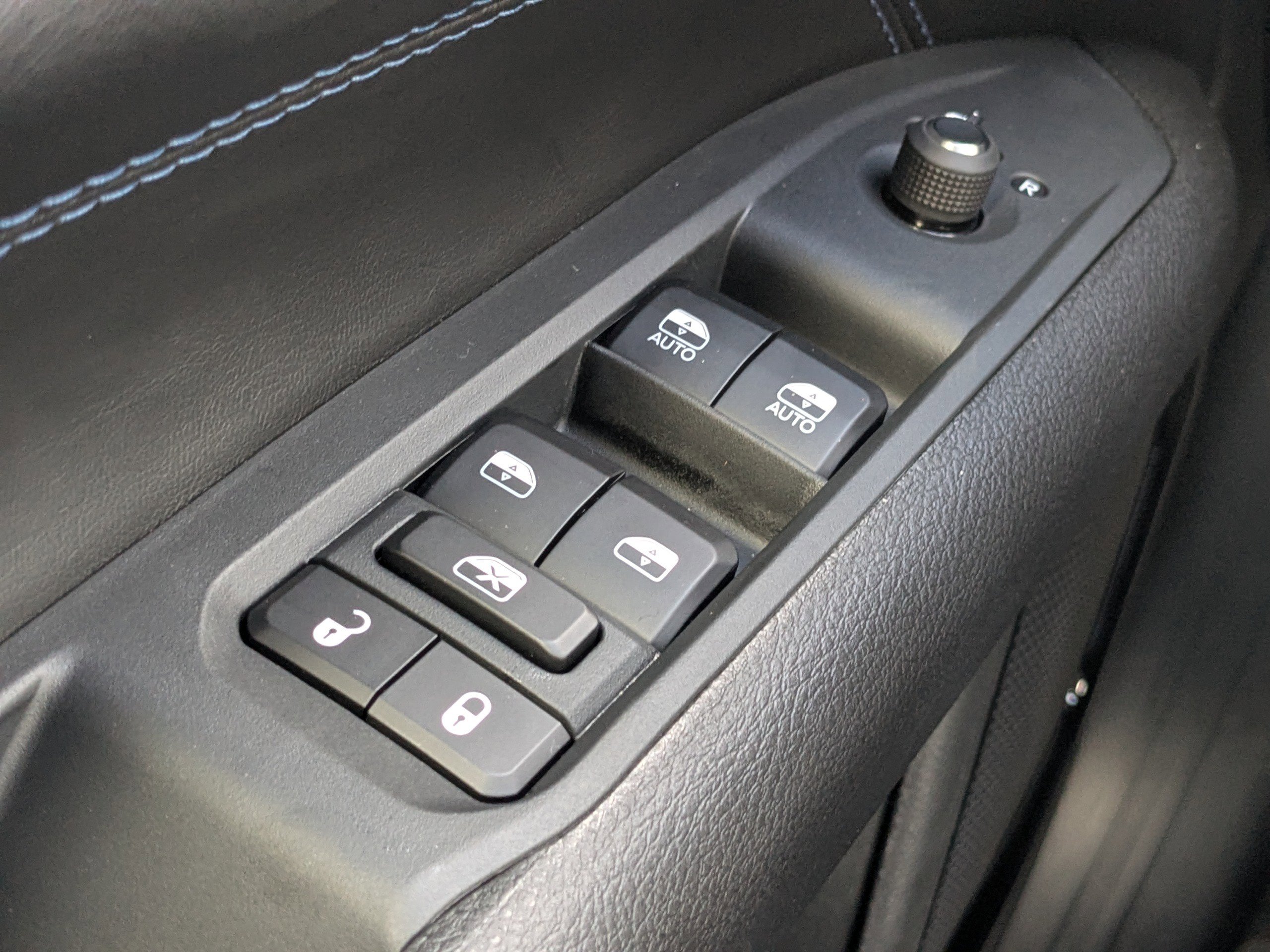 New 2026 Jeep Compass Latitude image 21