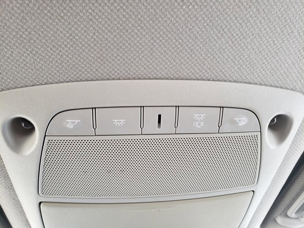 Used 2015 Nissan Sentra SV image 40