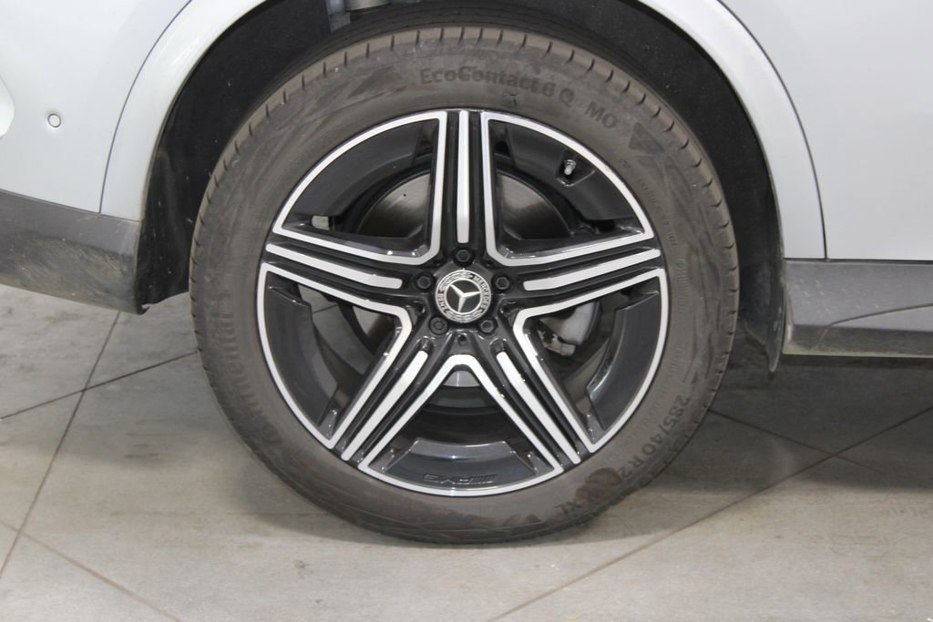 Used 2024 Mercedes-Benz GLC 300 4MATIC image 12