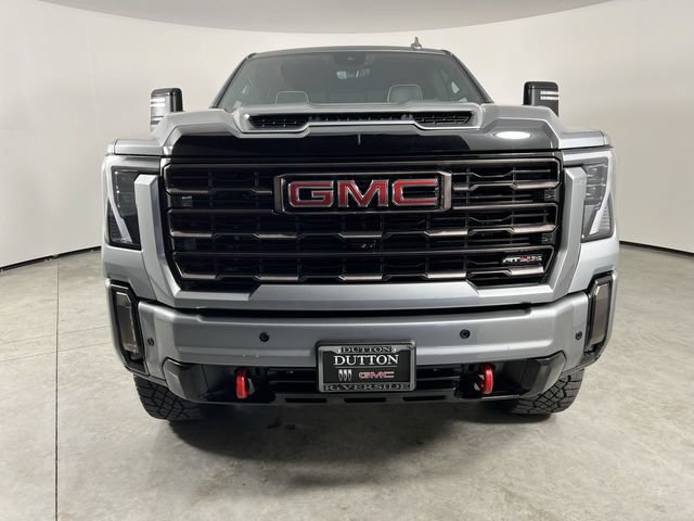 Used 2024 GMC Sierra 2500 AT4X AWD/4WD image 3