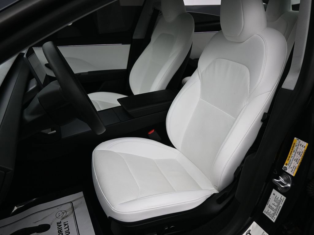 Used 2025 Tesla Model 3 Long Range image 23