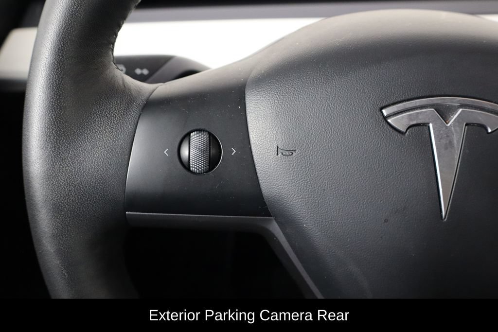 Used 2022 Tesla Model Y Long Range AWD/4WD image 8