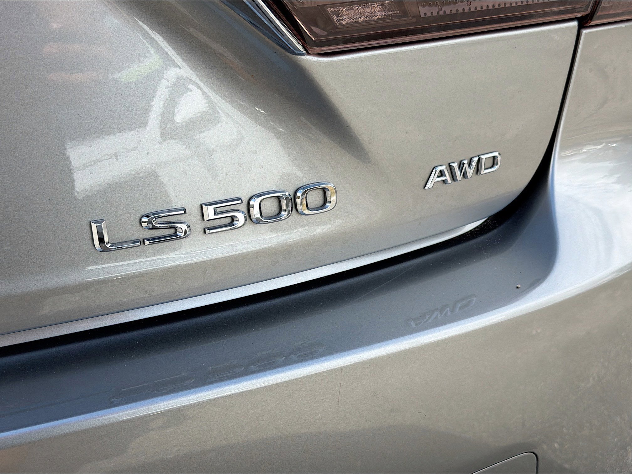 Used 2019 Lexus LS 500 AWD image 11