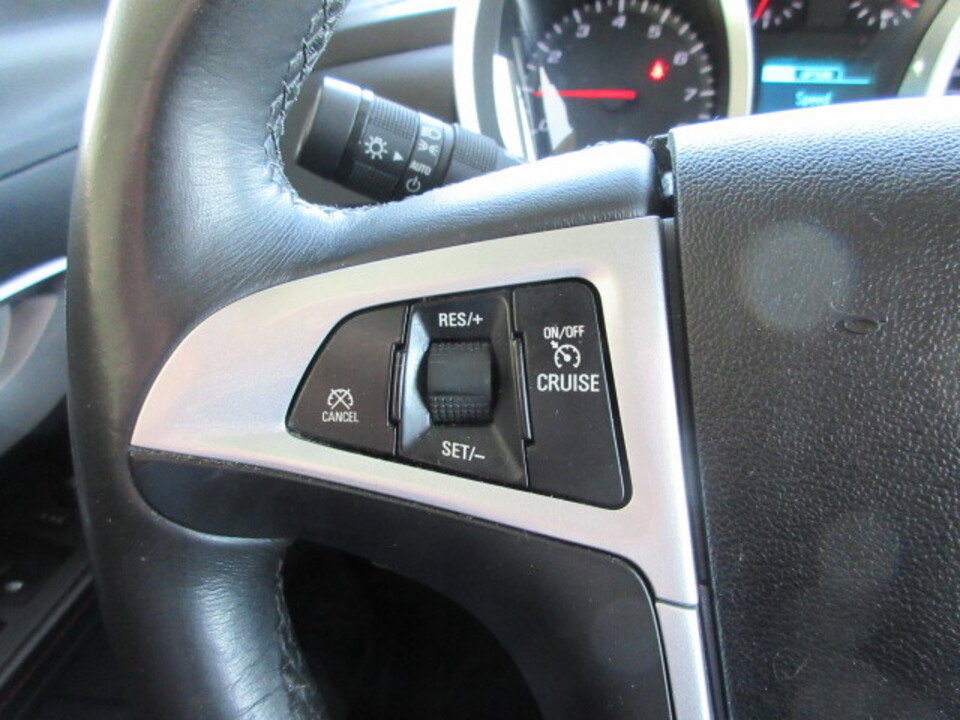 Used 2014 Chevrolet Equinox LT w/ Driver Convenience Package image 18