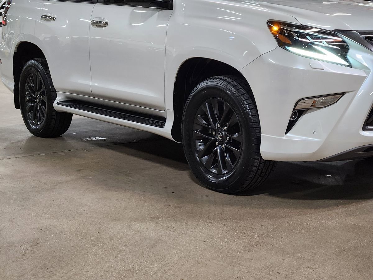 Used 2023 Lexus GX 460 Premium w/ Premium Package AWD/4WD image 16