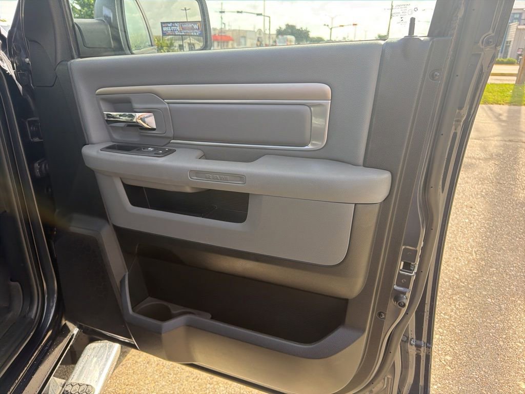Used 2014 RAM 1500 Big Horn image 16