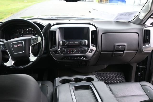 Used 2016 GMC Sierra 2500 SLT w/ Duramax Plus Package AWD/4WD image 22