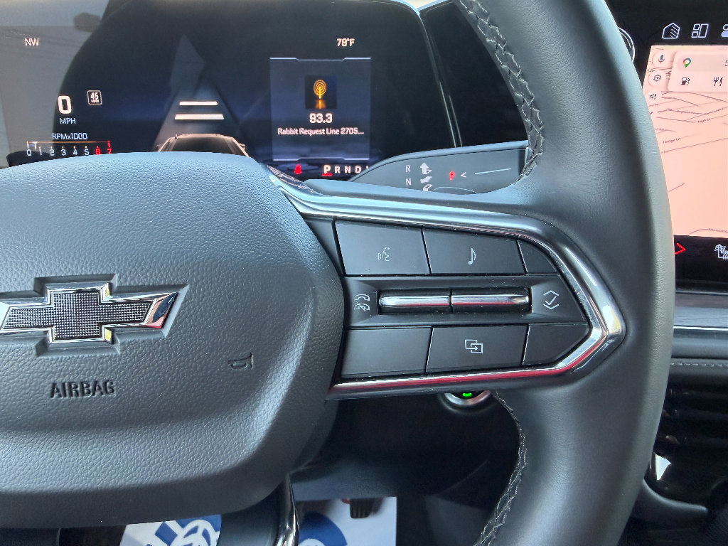 Used 2025 Chevrolet Suburban Z71 AWD/4WD image 36