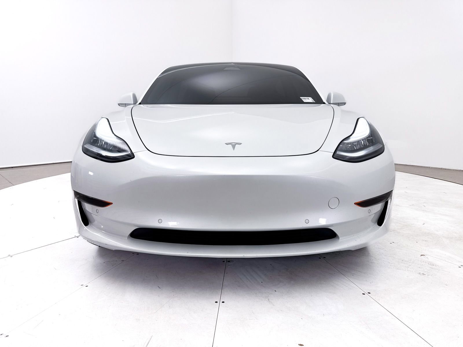 Used 2020 Tesla Model 3 Standard Range Plus RWD image 13