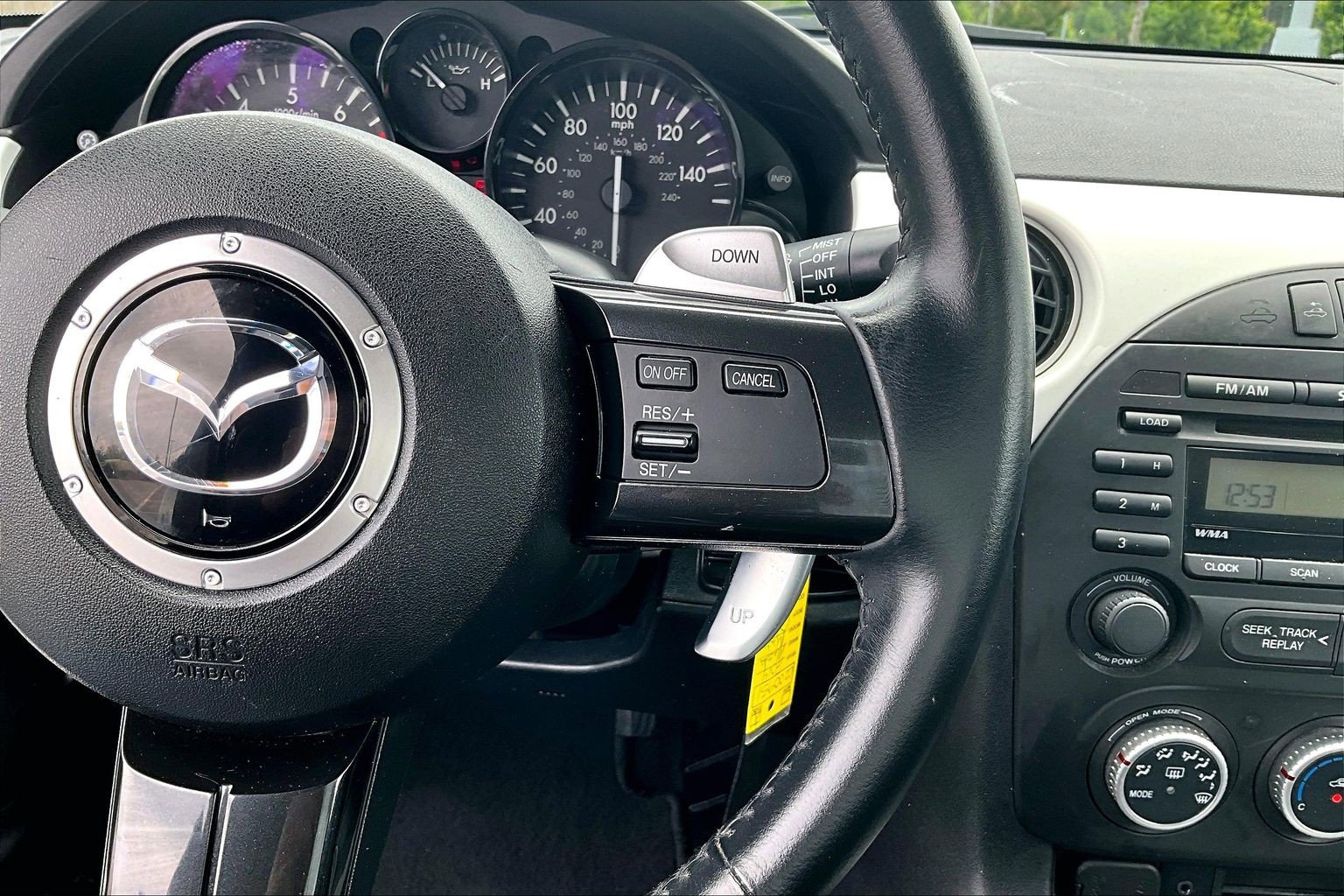 Used 2014 MAZDA MX-5 Miata Club RWD image 11