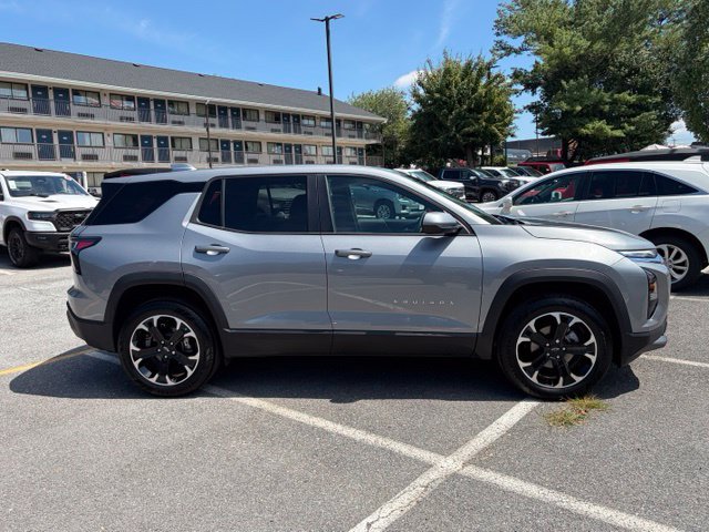 Used 2026 Chevrolet Equinox LT w/ Convenience Package II AWD/4WD image 9