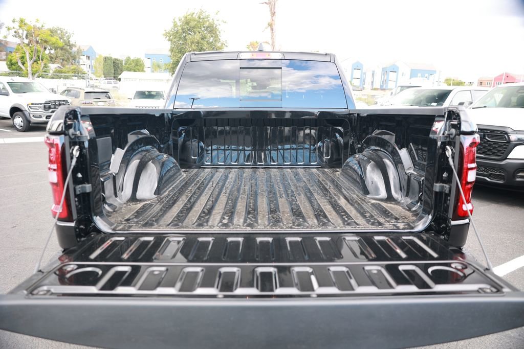 New 2026 RAM 1500 Express RWD image 32