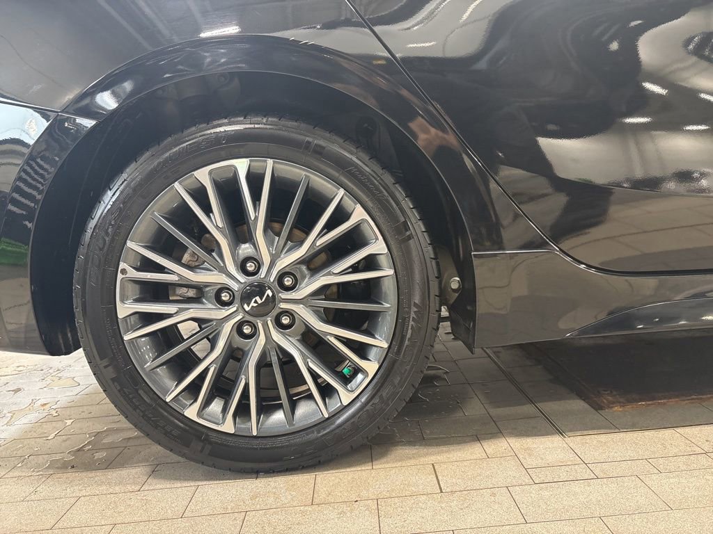 Certified 2023 Kia Forte GT-Line image 28