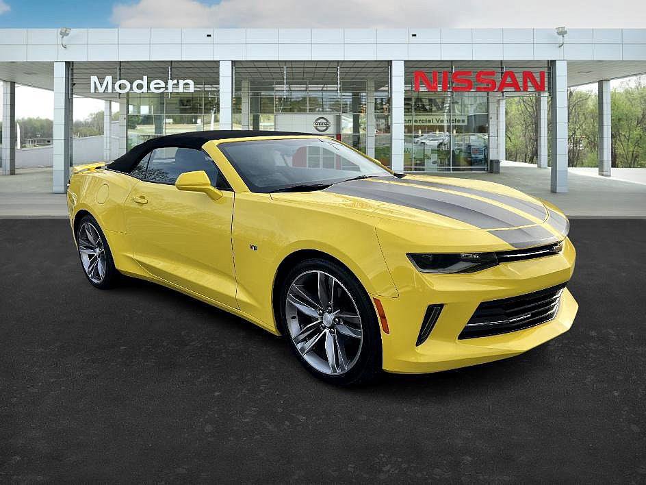 Used 2017 Chevrolet Camaro LT w/ RS Package image 7