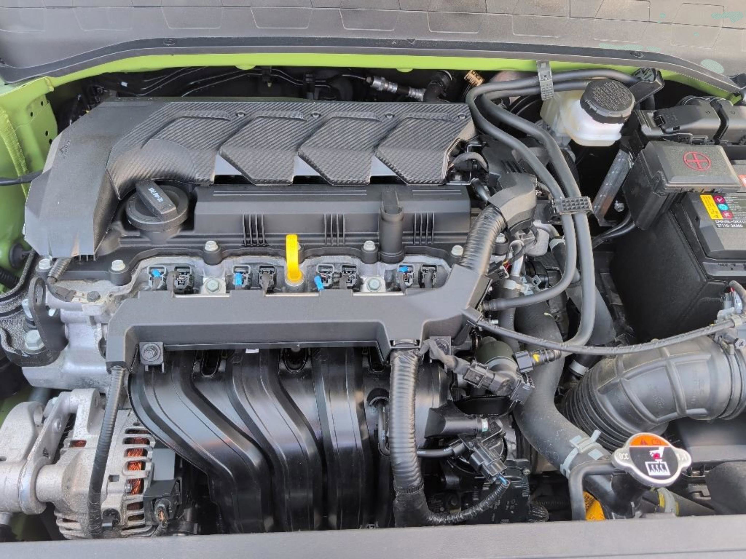 Used 2024 Hyundai Venue SEL FWD image 12