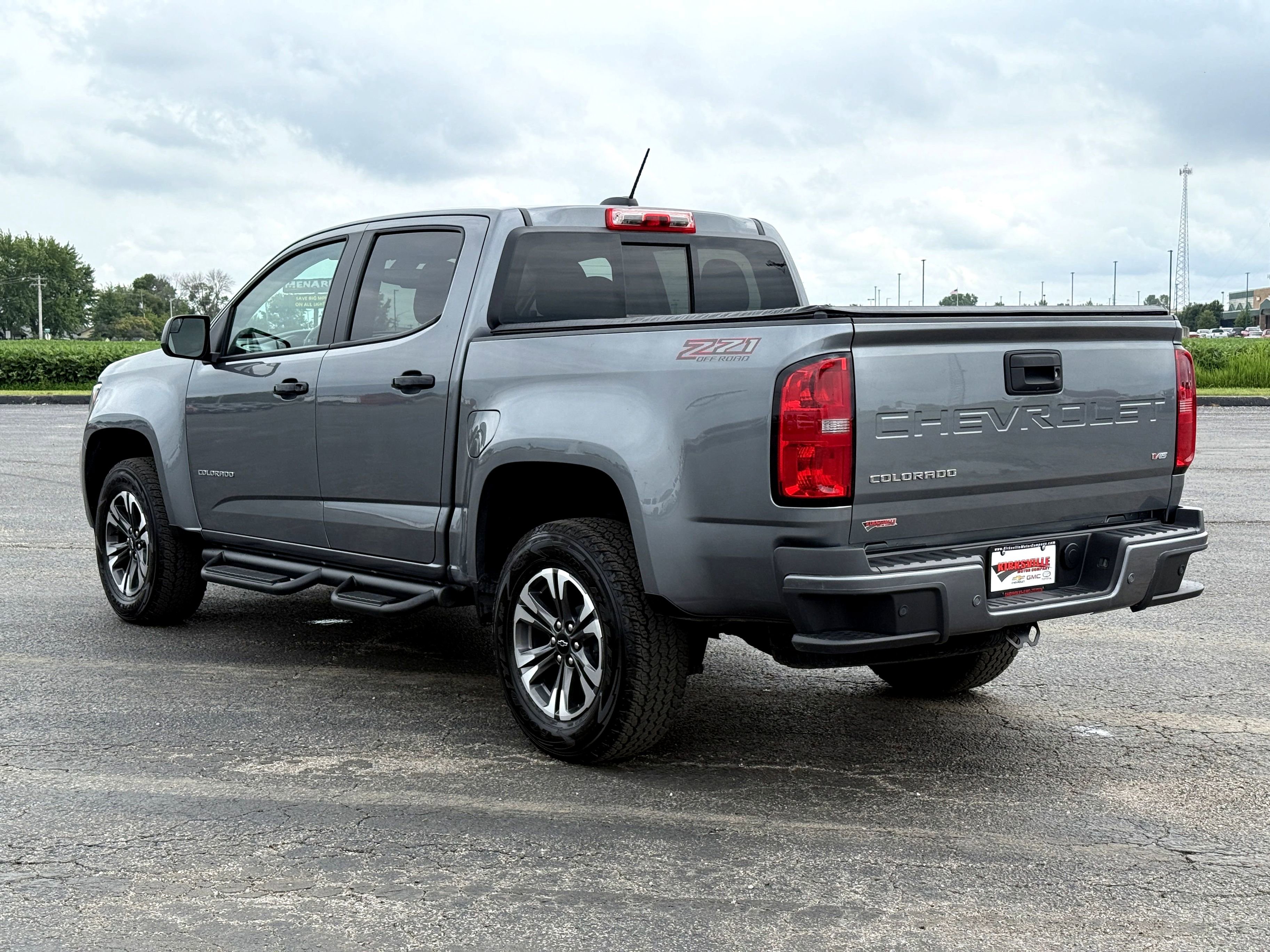 Used 2022 Chevrolet Colorado Z71 w/ LPO, Tonneau and Step Package image 6