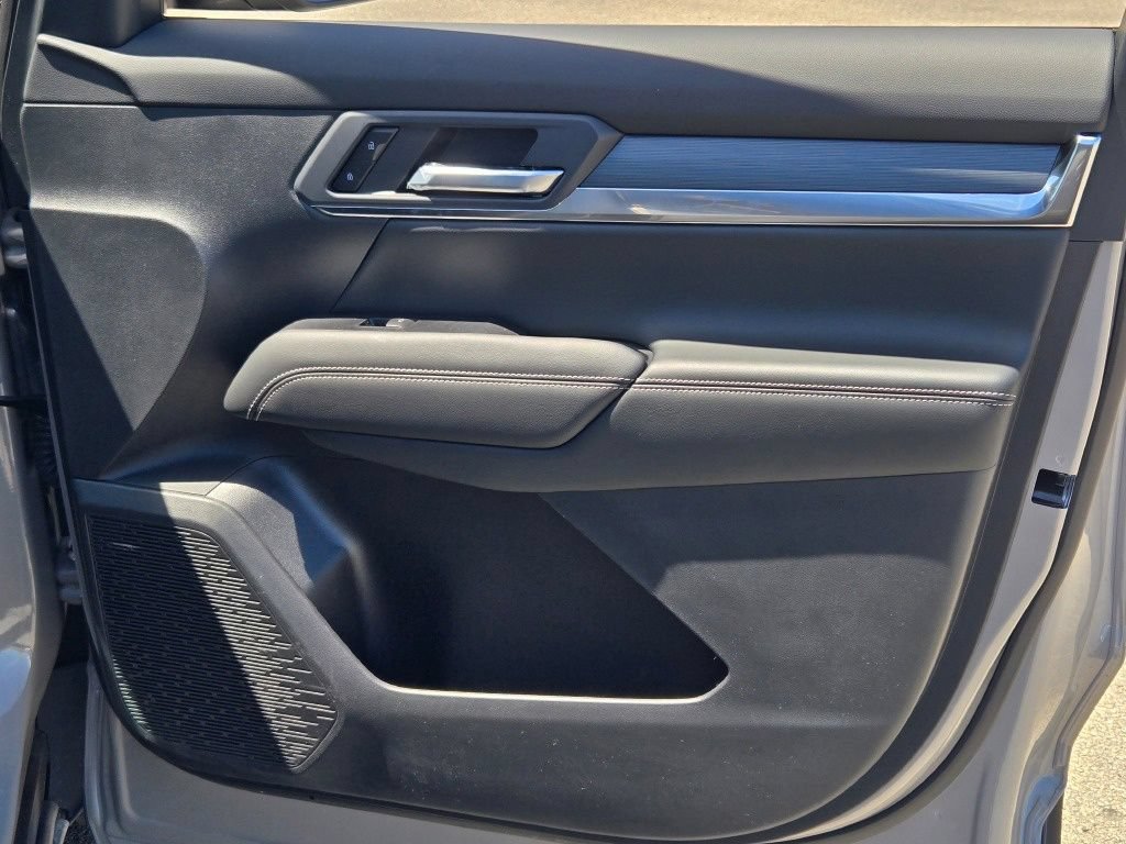 New 2026 GMC Terrain Elevation w/ Technology Package II FWD image 15