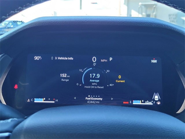 Certified 2024 Jeep Grand Cherokee L Laredo image 8