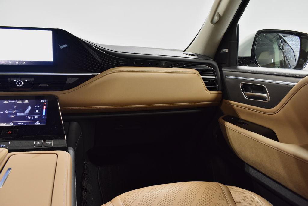 New 2026 INFINITI QX80 Luxe w/ Cargo Package AWD/4WD image 16