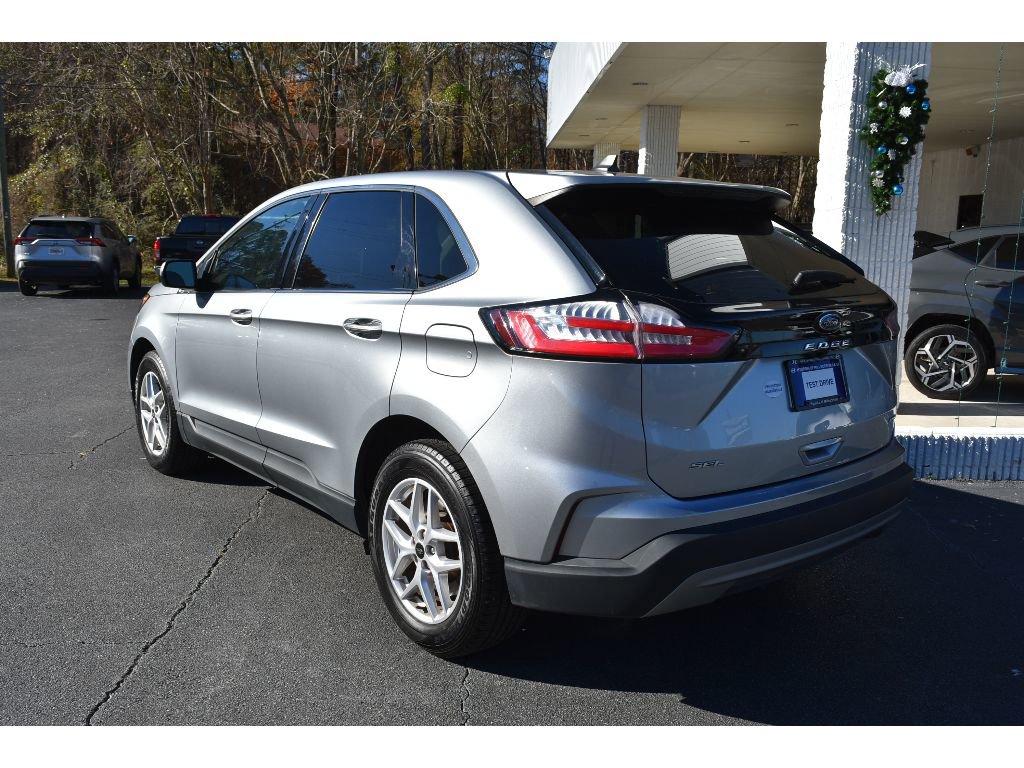 Used 2023 Ford Edge SEL image 3