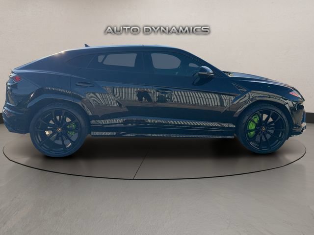 Used 2022 Lamborghini Urus AWD/4WD image 6