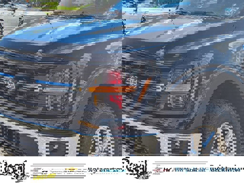 Used 2024 Ford F150 XLT w/ Mobile Office Package image 6