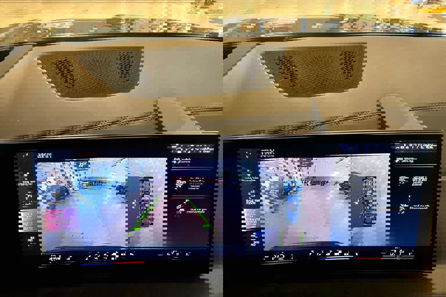 Certified 2025 BMW X7 xDrive40i image 27