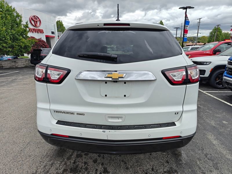 Used 2017 Chevrolet Traverse LT AWD/4WD image 5