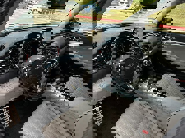 Used 2019 Genesis G70 3.3T Advanced w/ Elite Package image 10