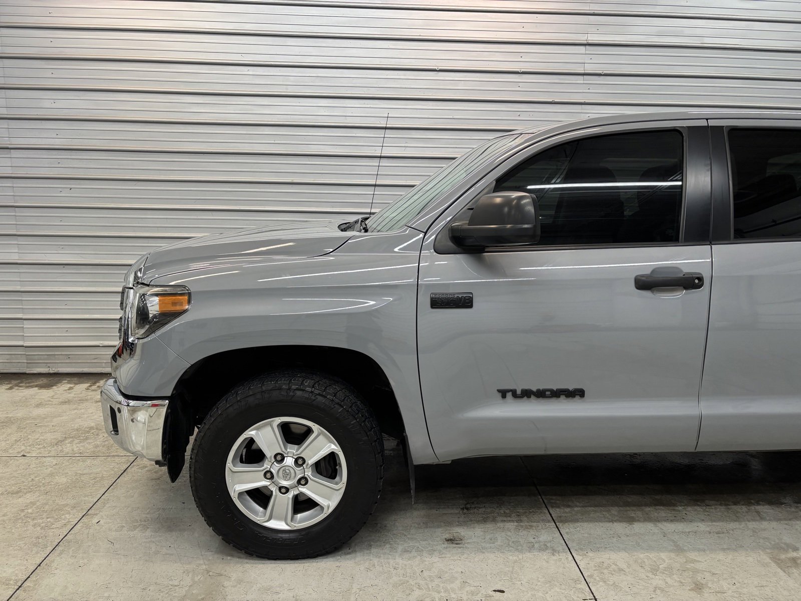 Used 2019 Toyota Tundra SR5 image 3