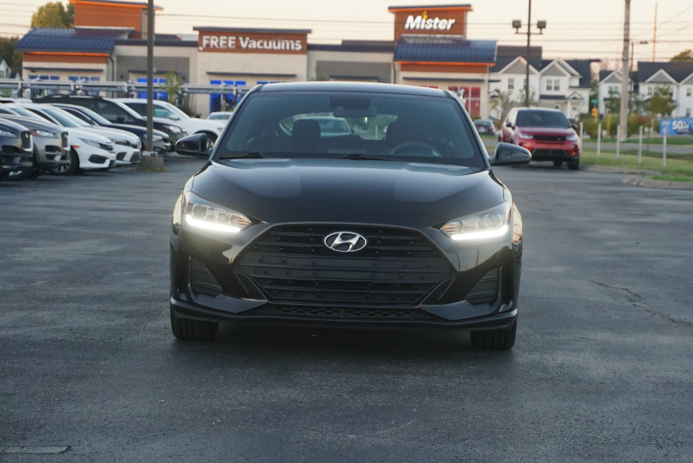 Used 2019 Hyundai Veloster 2.0 FWD image 2