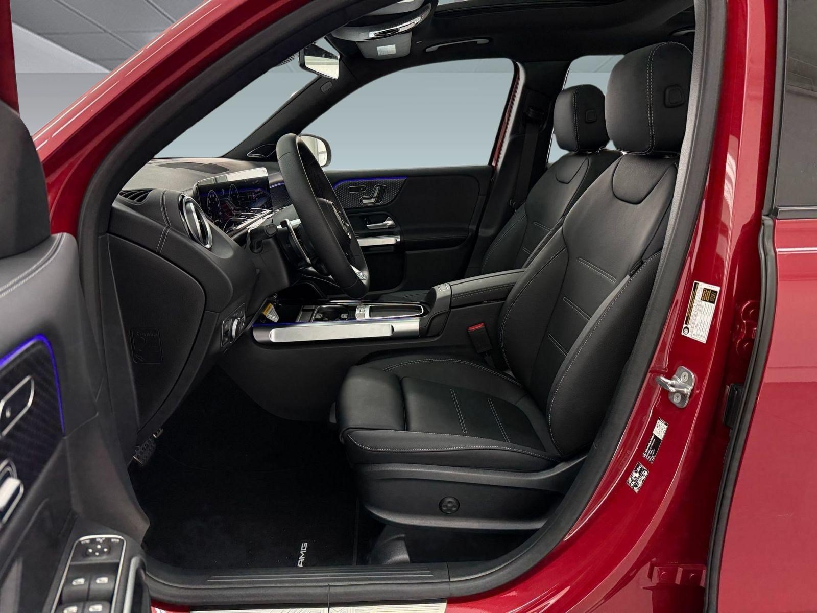 New 2026 Mercedes-Benz GLB 35 AMG 4MATIC image 5