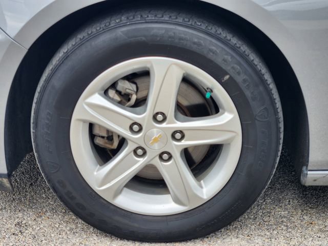 Used 2023 Chevrolet Malibu LS image 8