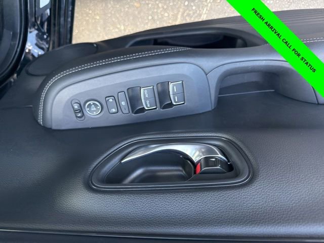 Used 2025 Honda HR-V EX-L image 17