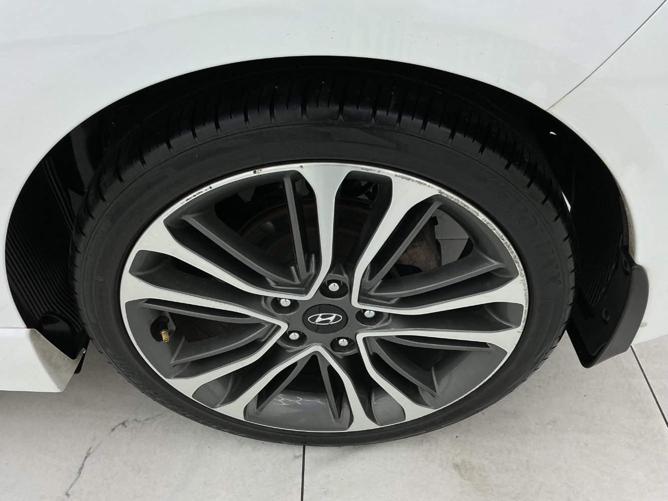 Used 2016 Hyundai Veloster Turbo FWD image 43