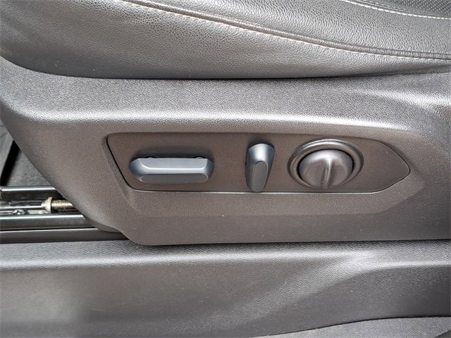 Used 2022 Chevrolet Silverado 2500 LTZ w/ LTZ Premium Package image 22