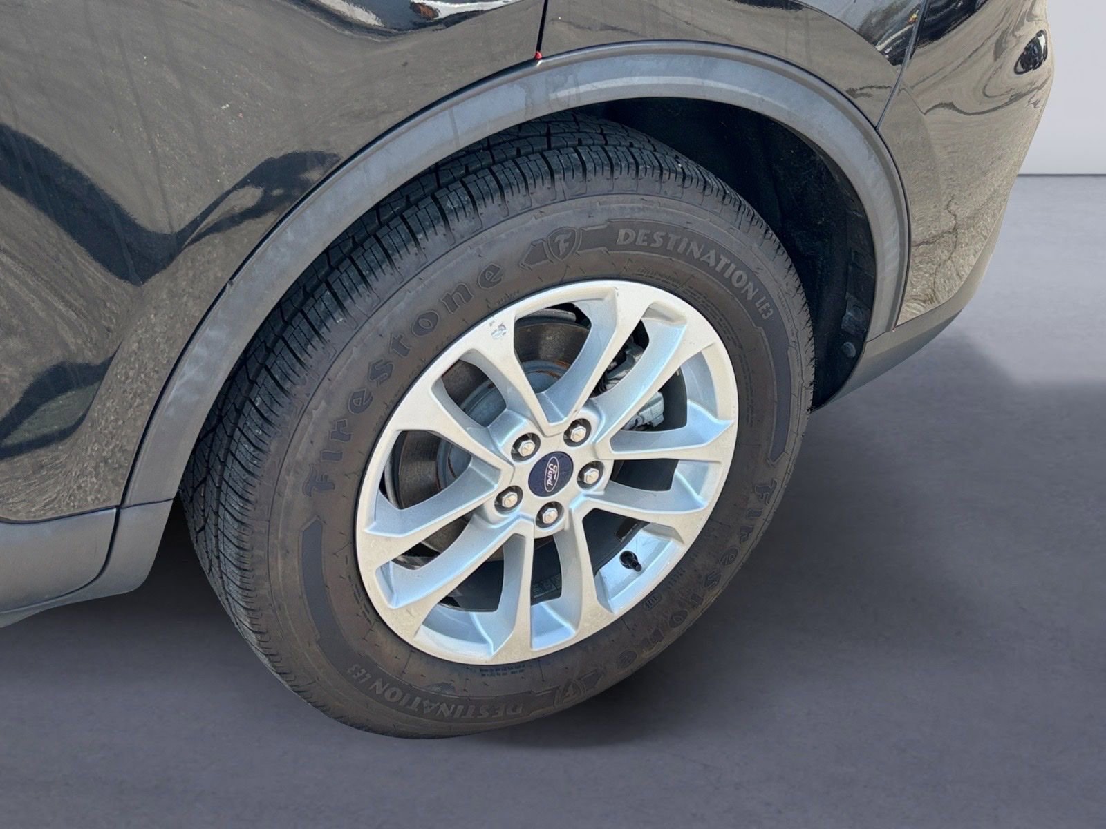 Used 2020 Ford Escape SE image 3